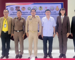 ร่วมพิธีลงนามบันทึกข้อตกลงร่วมมือ (MOU)  โครงการ "ถนนปลอดภัย : สวมหมวกนิรภัย เทิดไท้องค์ราชัน ราชินี เพื่อเป็นแบบอย่างที่ดีในการสร้างสังคมที่ปลอดภัย สุขกายสุขใจกันทุกคน"